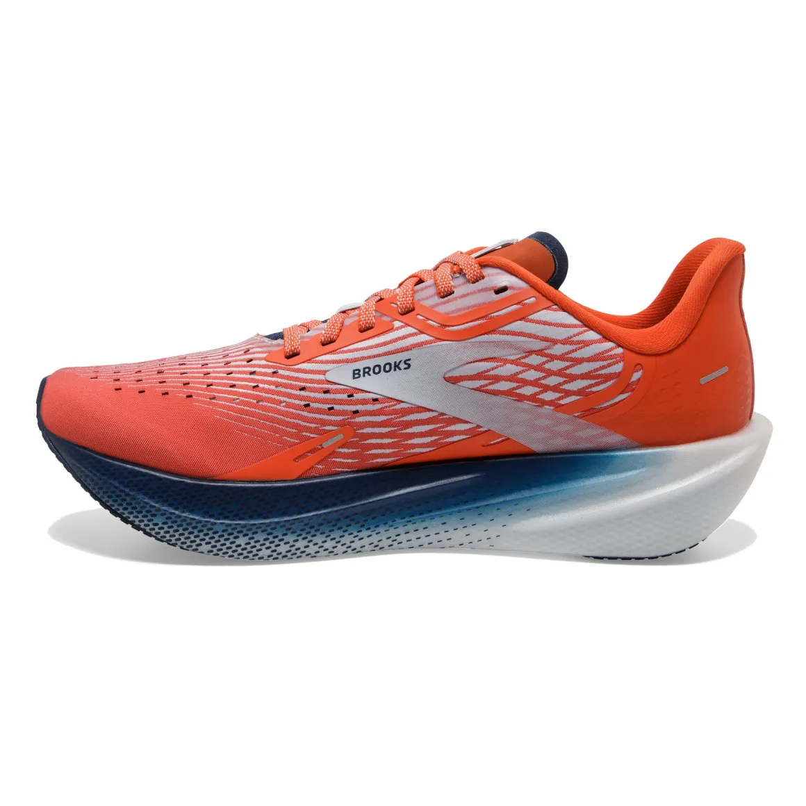 BROOKS HYPERION MAX SNEAKER