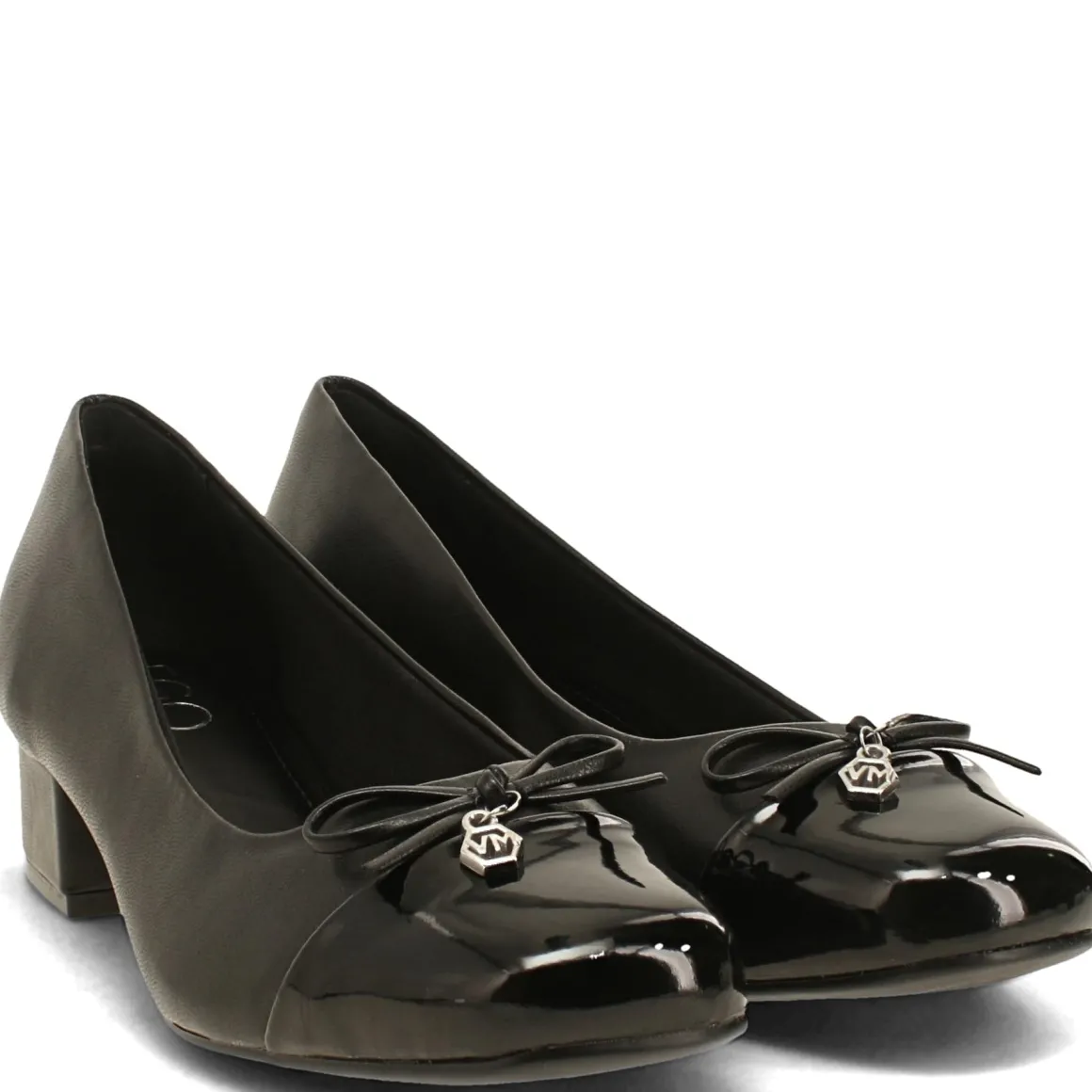 EGO YARA PUMPS