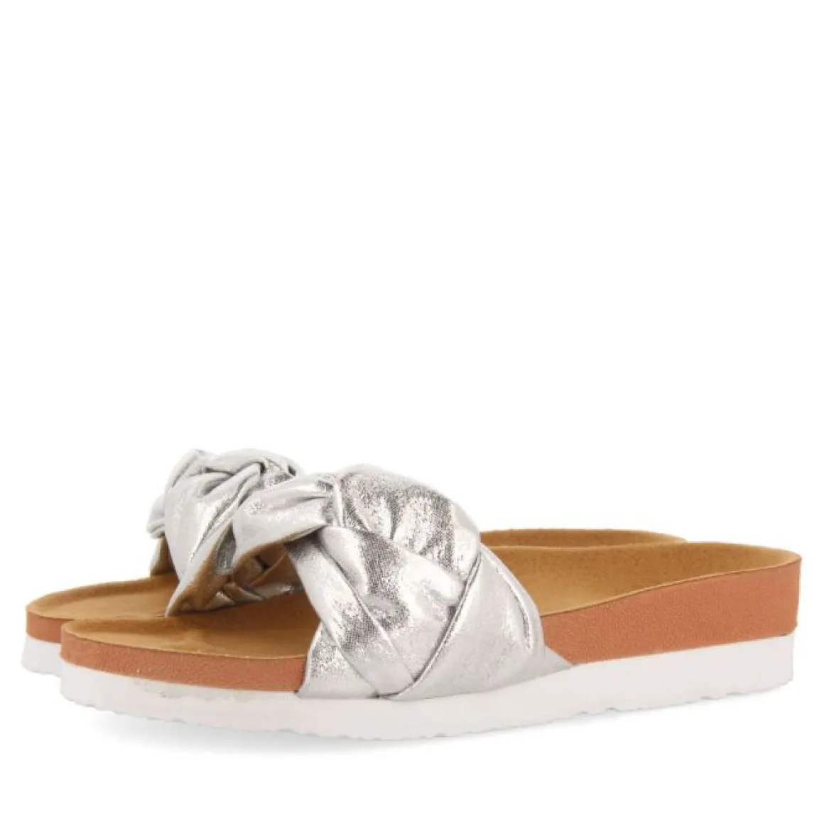 GIOSEPPO YODER FLATS