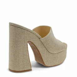 JESSICA SIMPSON XONA Slip On Platform