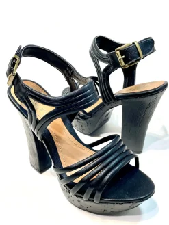 PASSARELA ANA HEELS