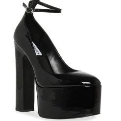STEVE MADDEN SKYRISE PUMPS