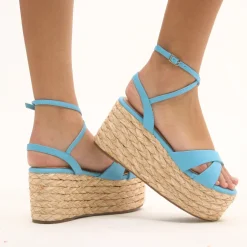 TREVE LILIANA PLATFORMS
