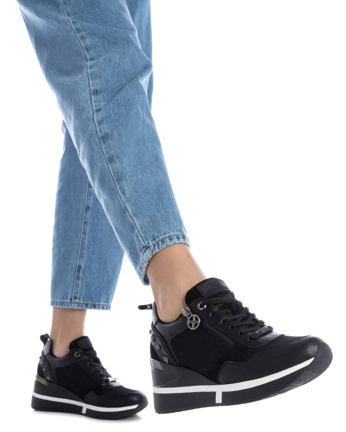 XTI VEDA SNEAKERS